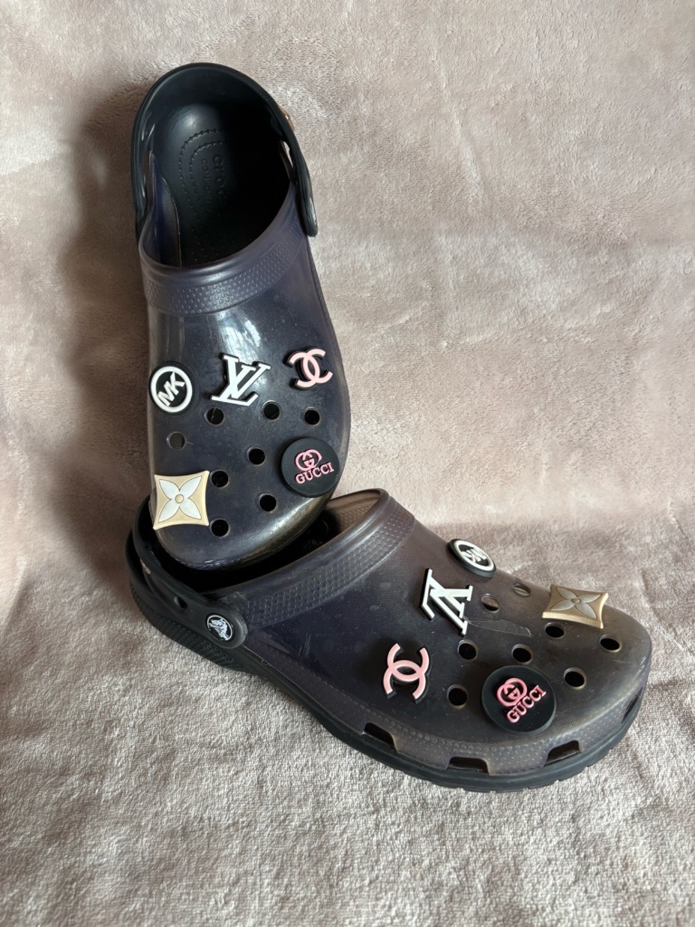 CROCS Charcoal Clear Sandals with Designer Logo Charms Women’s 10